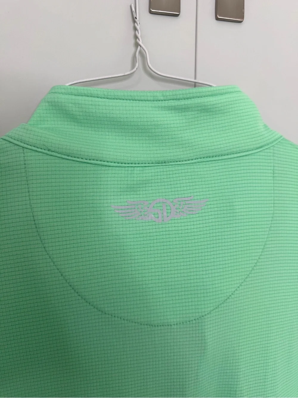 STRAIGHT DOWN Men’s We-Ko-Pa Golf Club Q-Zip Pullover Lime Green